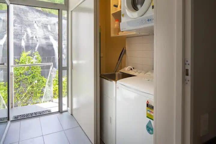 Stunning 1 Bedroom Studio Apartment Queenstown Eksteriør bilde